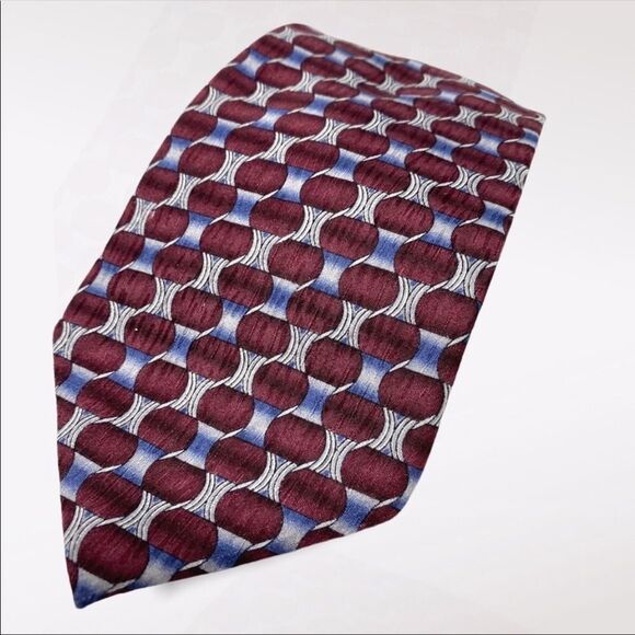 OUTLINE | Maroon Geometric Silk Tie - Picture 1 of 6